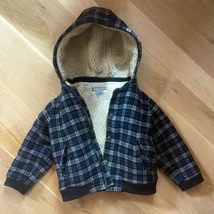Bonpoint wool plaid with shearling lining children’s coat. Size 4.